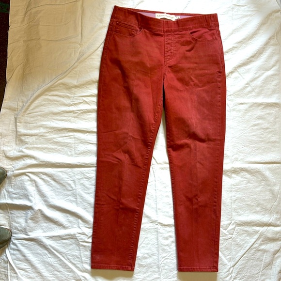 Soft Surroundings Pull-On Stretch Denim, Comfort Waist, 5-Pocket, Medium, EUC - Picture 1 of 10